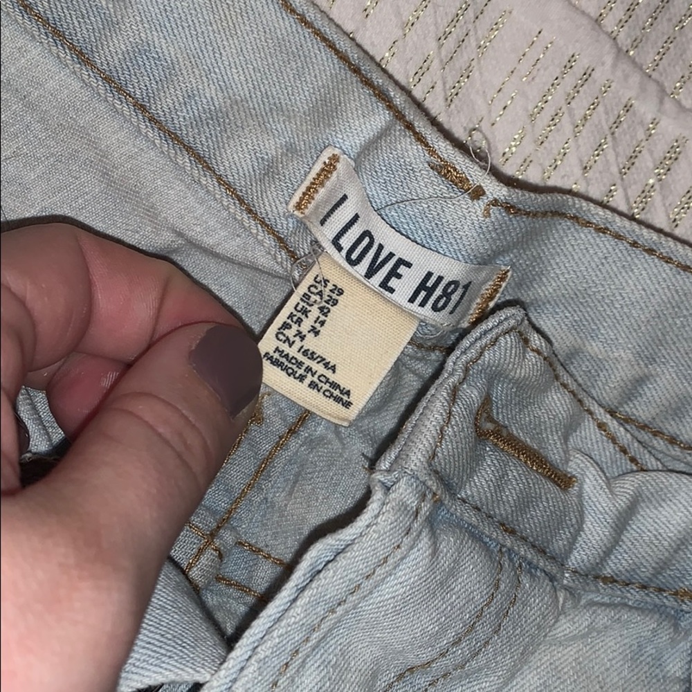 Shorts - Picture 4 of 4